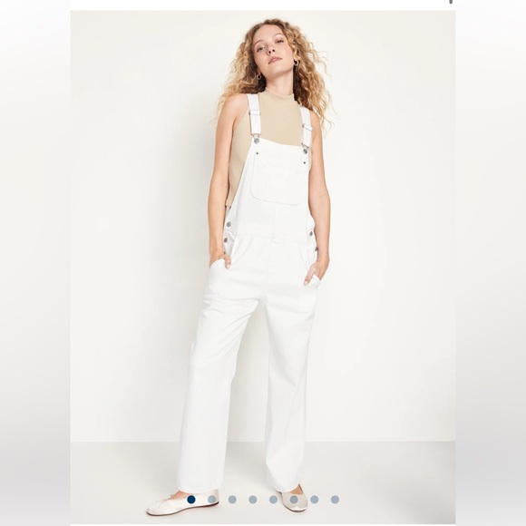 Old Navy Baggy Wide-Leg Jean Overalls - Picture 5 of 5